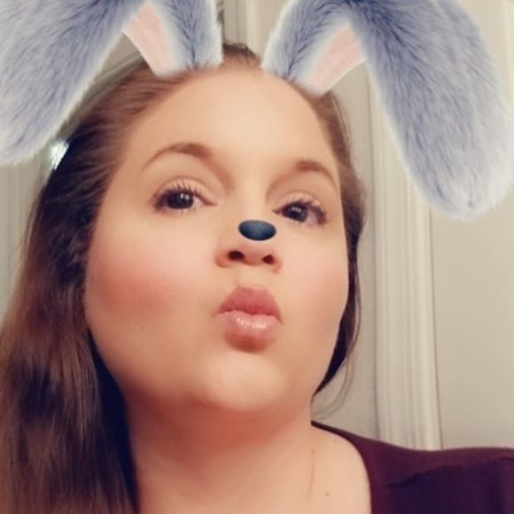 Meet your Posher, Kristal - Picture 1 of 1